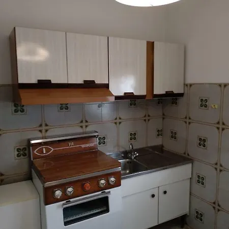 Apartment Via Dante Alighieri 11